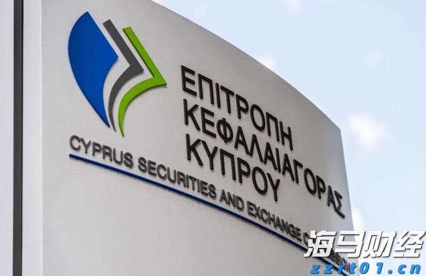 中国海警依法驱离日非法进入我钓鱼岛领海船只