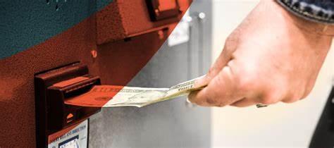 “剑鱼”17时升级为强热带风暴，预计强度逐渐增强