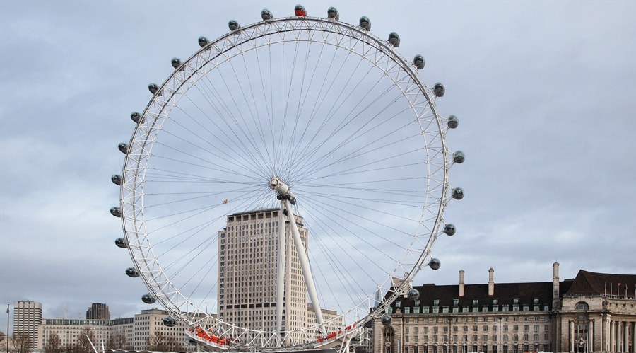 深圳机场T2航站区开工 设计年旅客吞吐量3100万人次